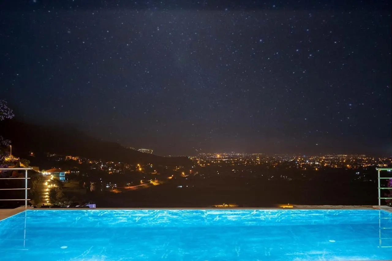 Sessiz,Sakin, Huzurlu Jakuzi Ve Saunali Deniz,Doga Manzarali Muestakil Villa Fethiye