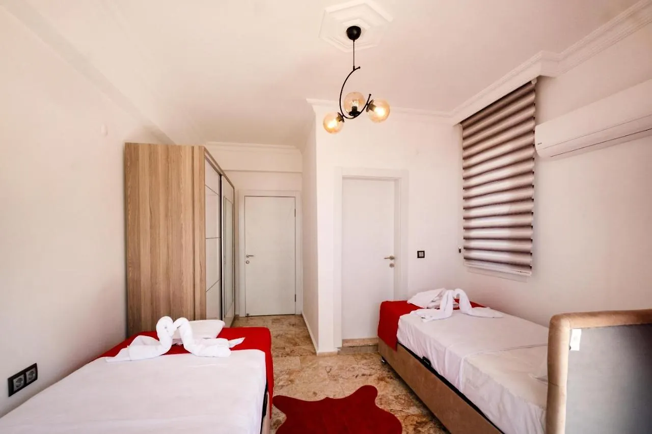 Sessiz,Sakin, Huzurlu Jakuzi Ve Saunali Deniz,Doga Manzarali Muestakil Villa Fethiye