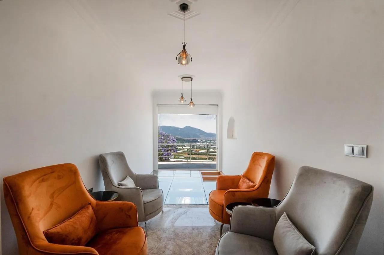 Sessiz,Sakin, Huzurlu Jakuzi Ve Saunali Deniz,Doga Manzarali Muestakil Villa Fethiye