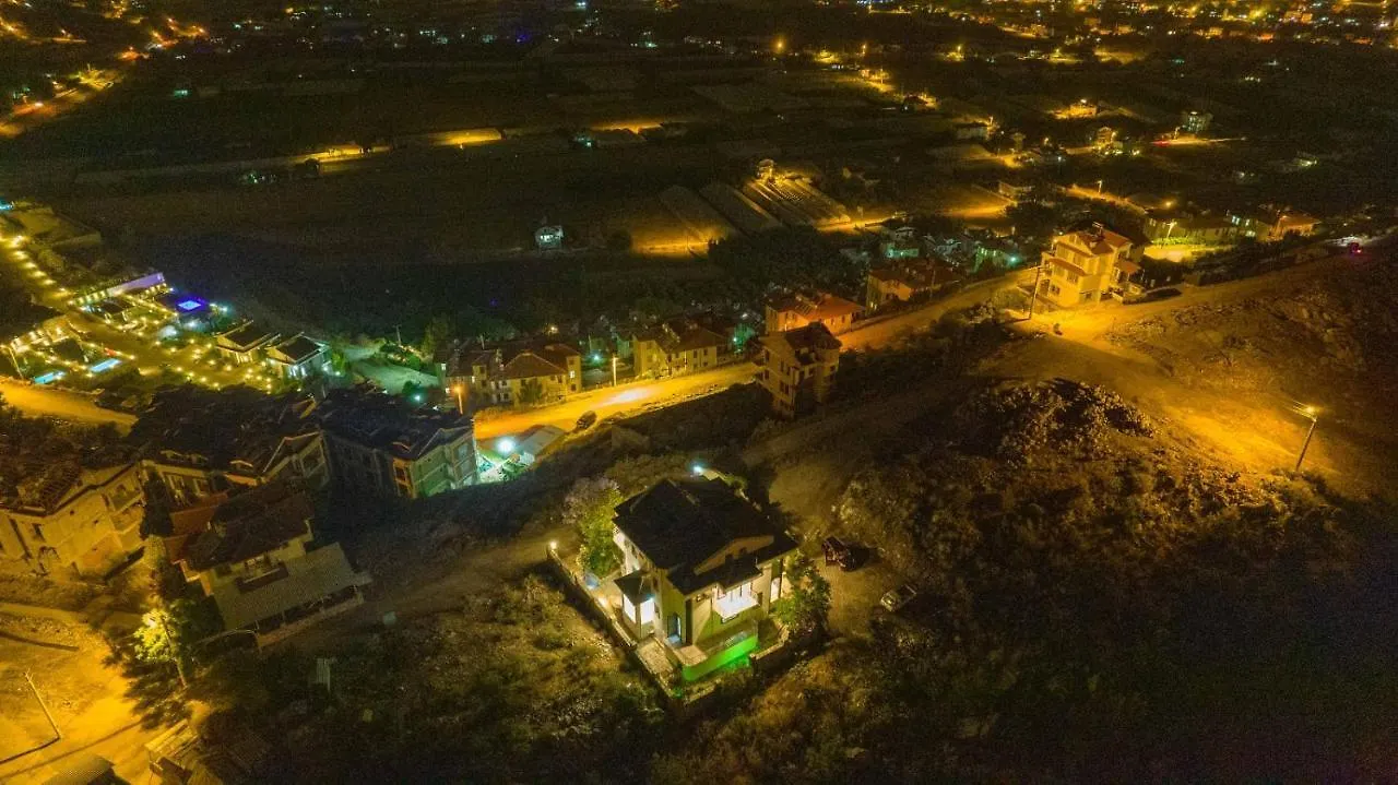 Sessiz,Sakin, Huzurlu Jakuzi Ve Saunali Deniz,Doga Manzarali Muestakil Villa Fethiye Turkije